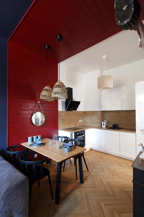Red & Blue By Oneapartments Sopot Bagian luar foto